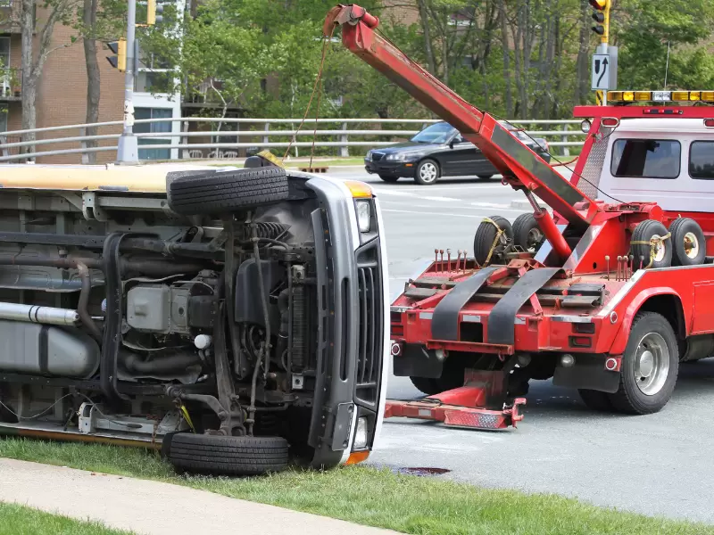 Holowanie w Warszawie: Wsparcie na Drodze dla Kierowców 
