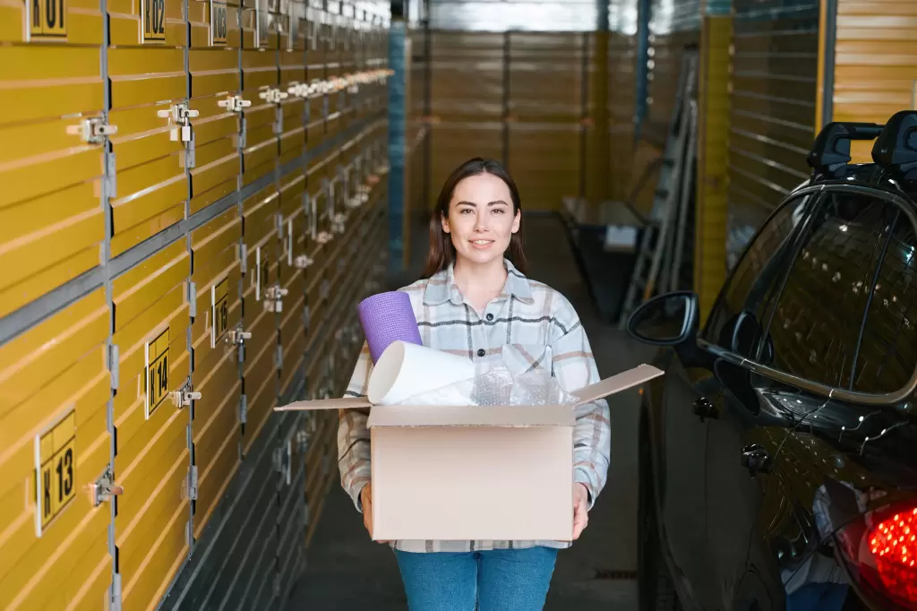 Self storage dla studentów – przechowaj swoje rzeczy przez wakacje 