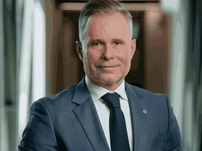 Europa a sztuczna inteligencja – paradoksy, wyzwania i szanse