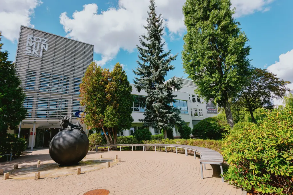 Warszawski Festiwal Nauki 2026 z Akademią Leona Koźmińskiego – bezpłatne wykłady i debaty o przyszłości pracy i ekonomii