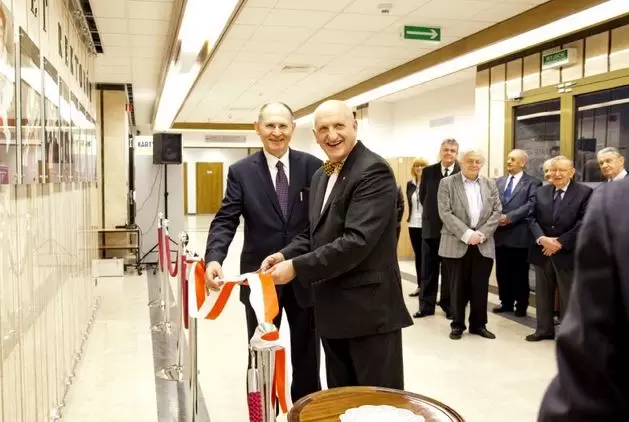 Nowy wystrój parteru w Centrum Biblioteczno-Informacyjnym 