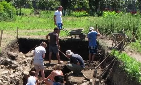 Odkrycie studentów archeologii z UW 